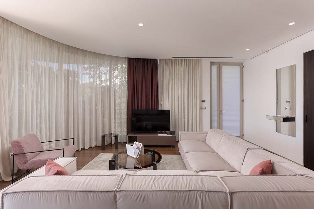 Three_bedroom_sea_view_1a1 (4)_6492ca997edb5_681dd7111eb34.jpg